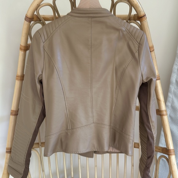 Tan faux leather motorcycle style jacket - Picture 3 of 6